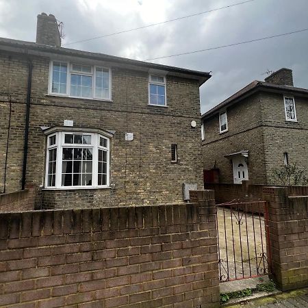 Good Priced Double Rooms In Sherperds Bush London Ngoại thất bức ảnh