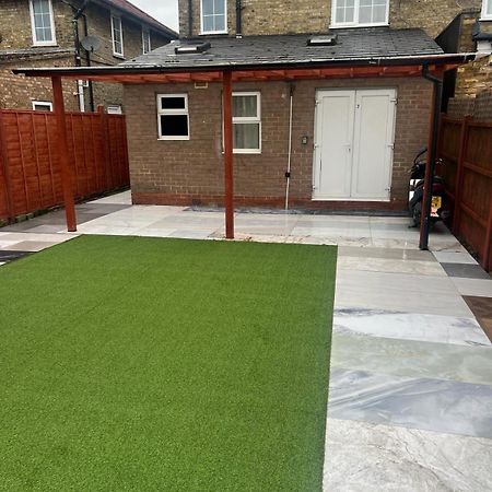 Good Priced Double Rooms In Sherperds Bush London Ngoại thất bức ảnh