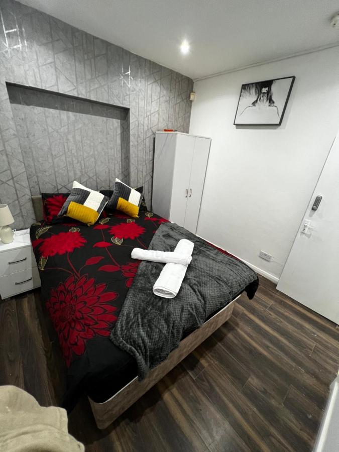 Good Priced Double Rooms In Sherperds Bush London Ngoại thất bức ảnh