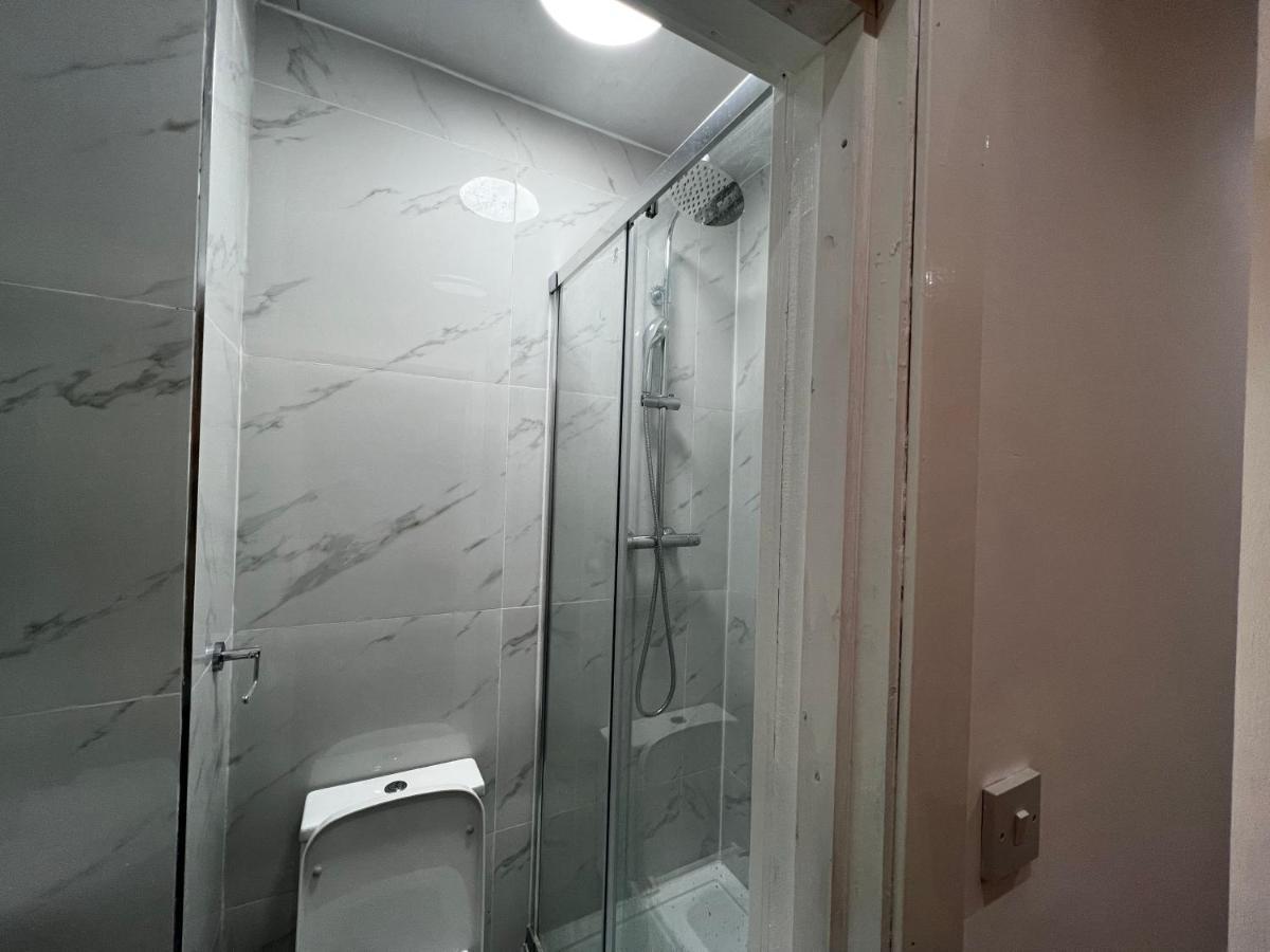 Good Priced Double Rooms In Sherperds Bush London Ngoại thất bức ảnh