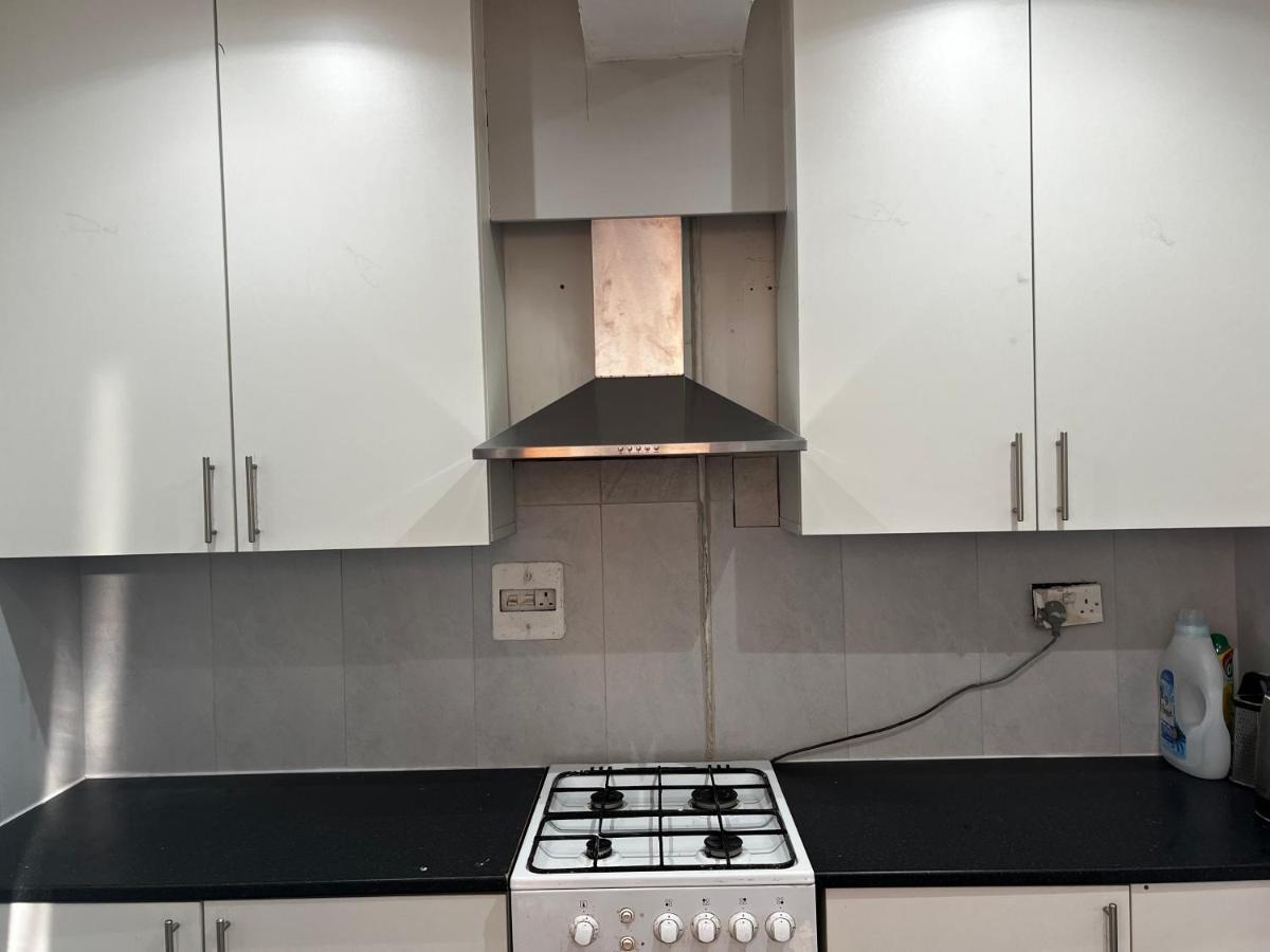 Good Priced Double Rooms In Sherperds Bush London Ngoại thất bức ảnh